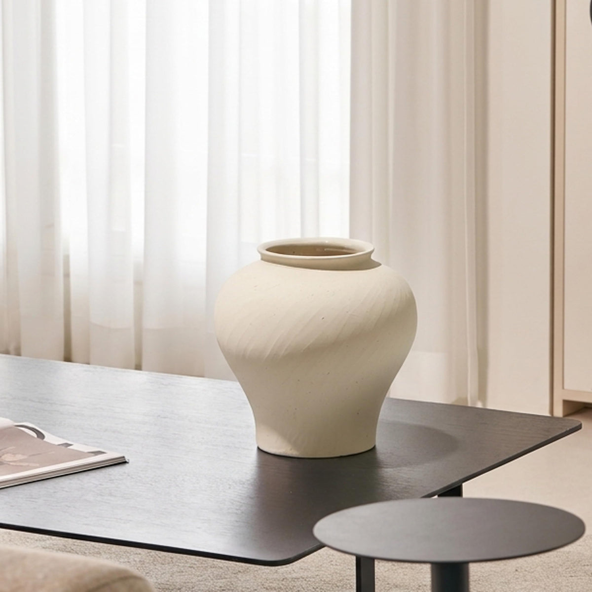 White Ceramic Rustic Vase (D - White 9.7")