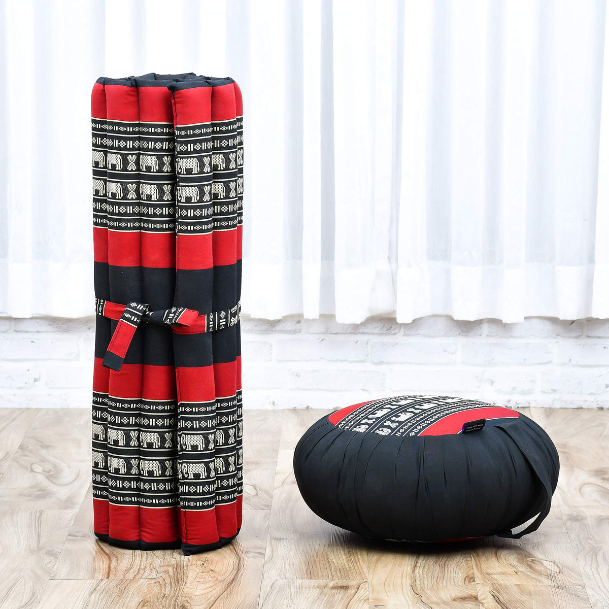Meditation Cushion Set (Sf13 - Red, Black)
