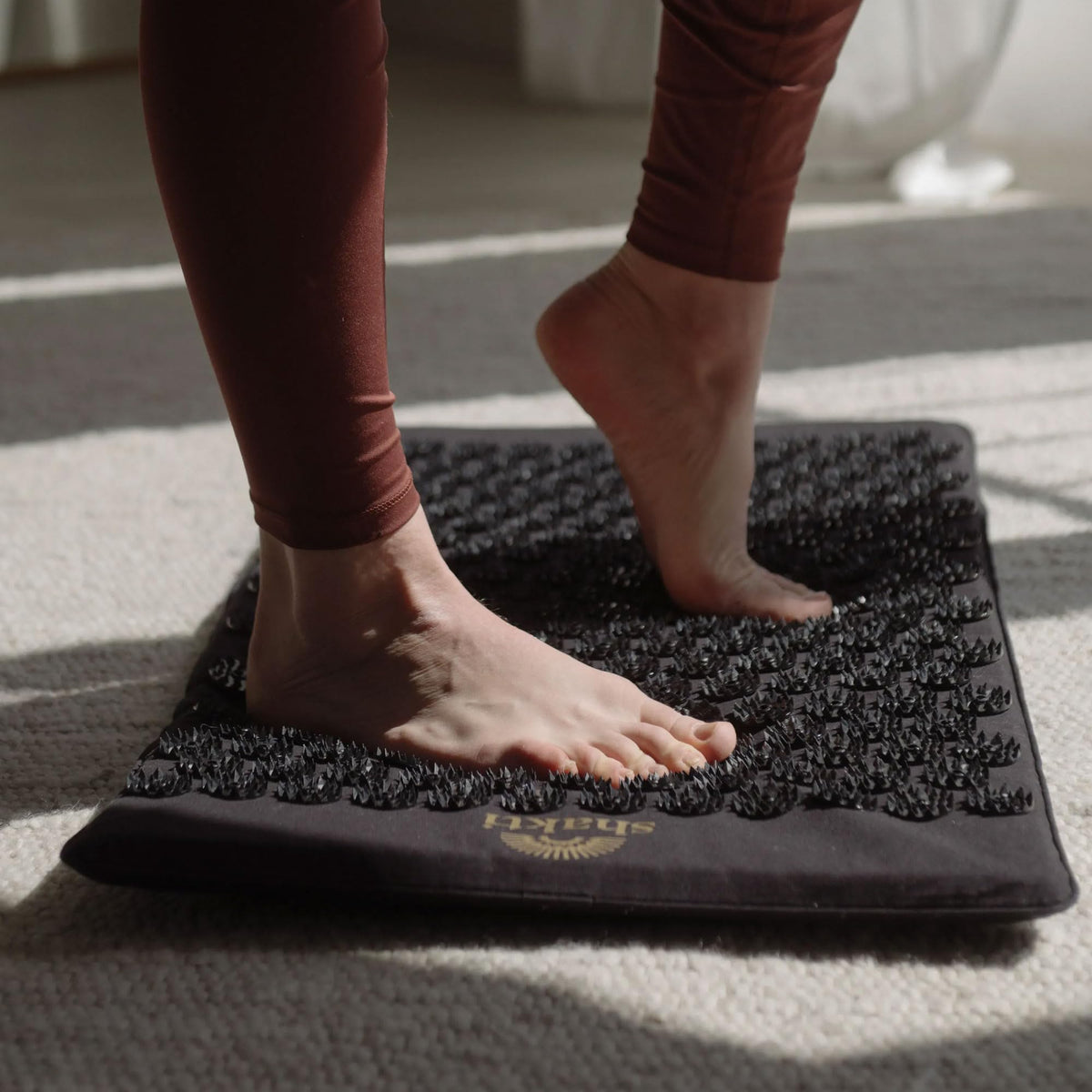 Acupressure Mat for Tension Release (Level 3 / Premium-black)