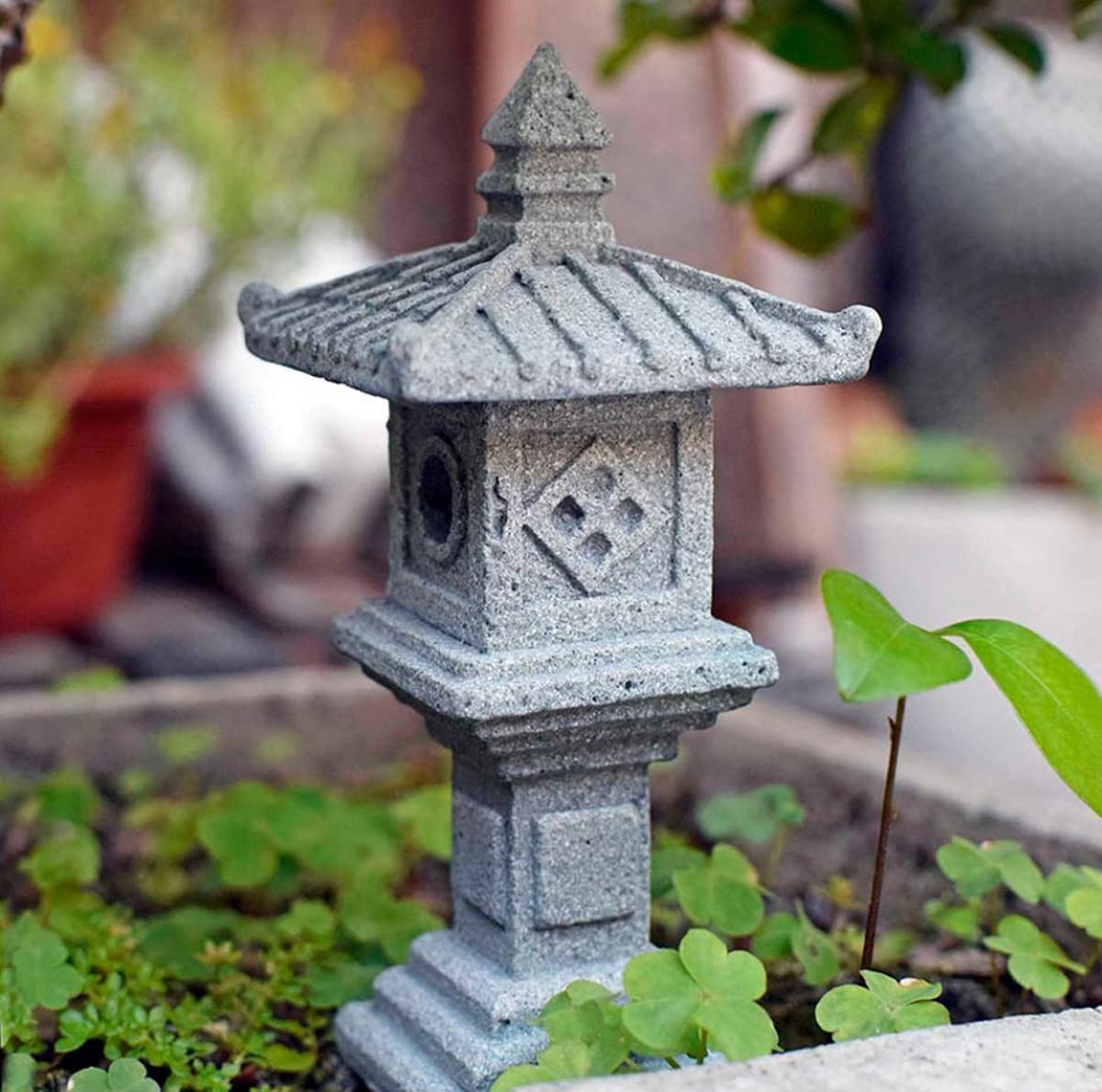3 PCS Miniature Figurines Stone Pagoda Lantern Garden Statues Tiny Home Kit Meditation Accessories for Zen Garden Home Decor Yard Decorations Outdoor Statues Asian Garden Decor Japanese Gifts