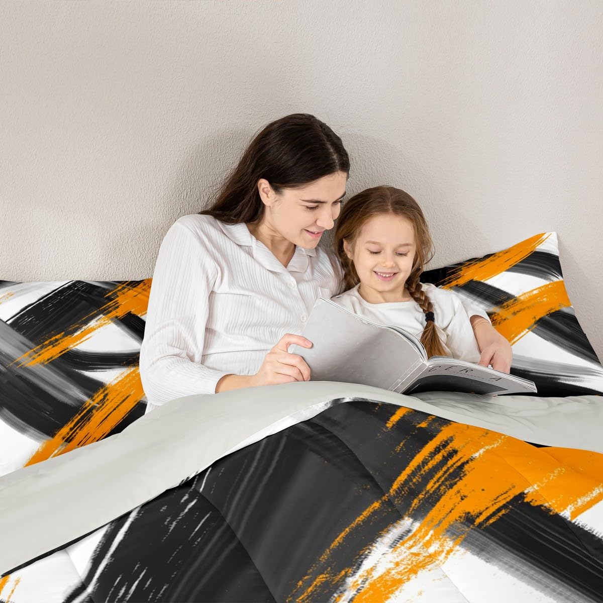 Black Orange Comforter Set Toddler Size Abstract Geometric Bedding Set for Boys Girls Modern Minimalist Duvet Quilt Room Decor Breathable Soft Microfiber All Season 2Pcs with 1 Pillow Case (Multi 45685 / Toddler)