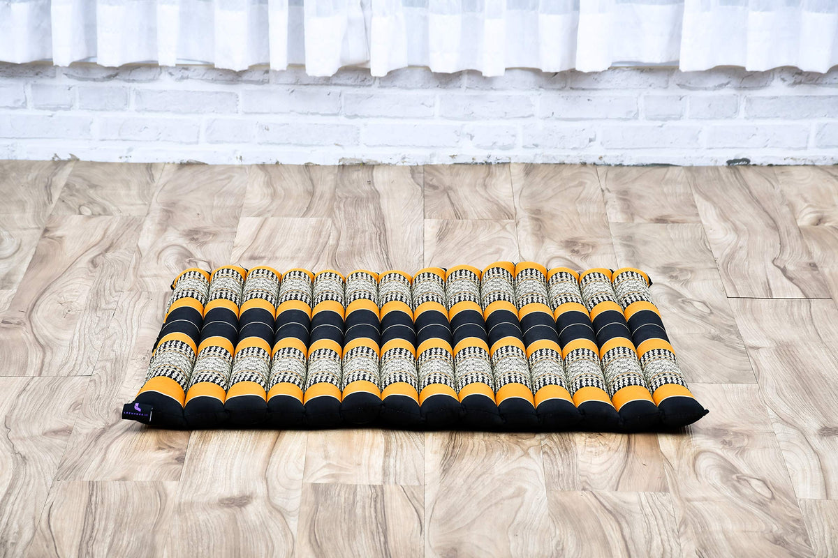 Zabuton Meditation Mat 28 x 28 inches (Sf03 - Black, Orange)