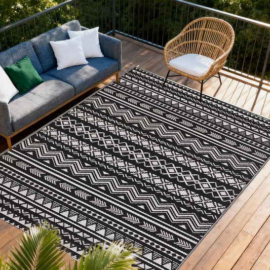 Black and White Vertical Stripe Outdoor Rug 6x9 ft Waterproof Mat (Black & White / 6x9 Feet)