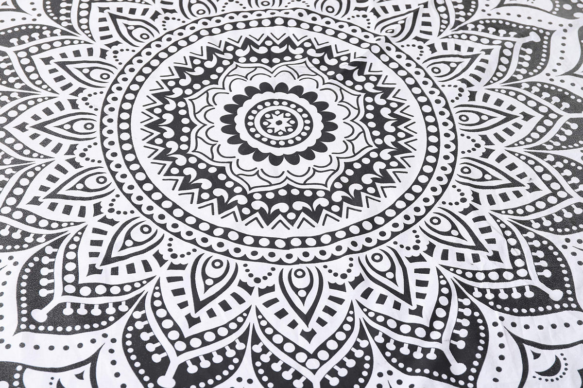 Round Tapestry Wall Hanging Ombre Hippie Mandala Bohemian Hippy Intricate Indian Tapestries Tablecloth 70 Inches (68"L x 68"W / Black Grey)
