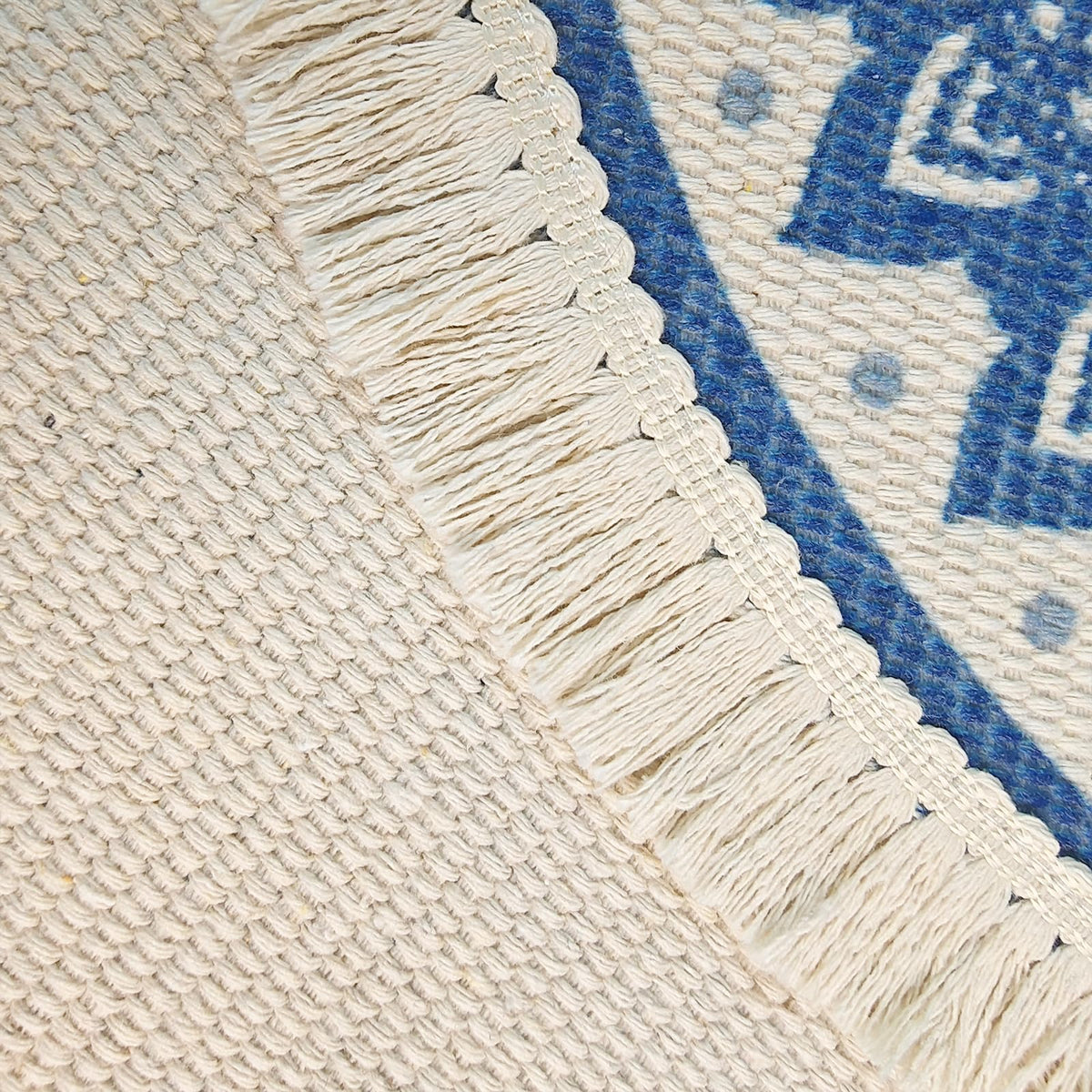 Boho Rustic Round Placemat for Dinning Table with Tassels (Blue)