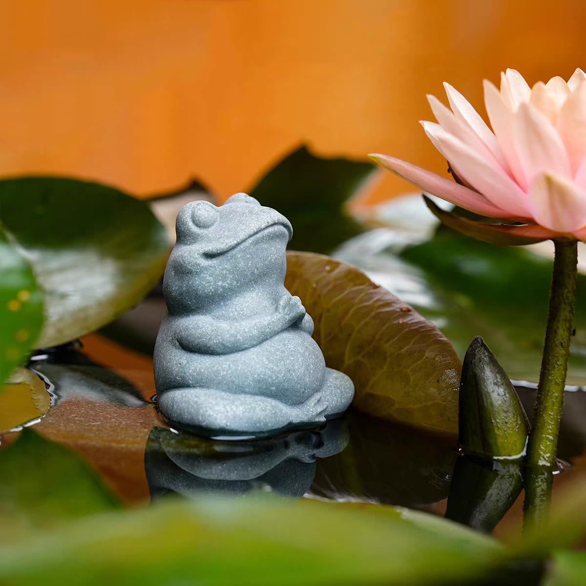 Meditating Frog Statue Yoga Animal Figurine Sandstone Sculpture (A)