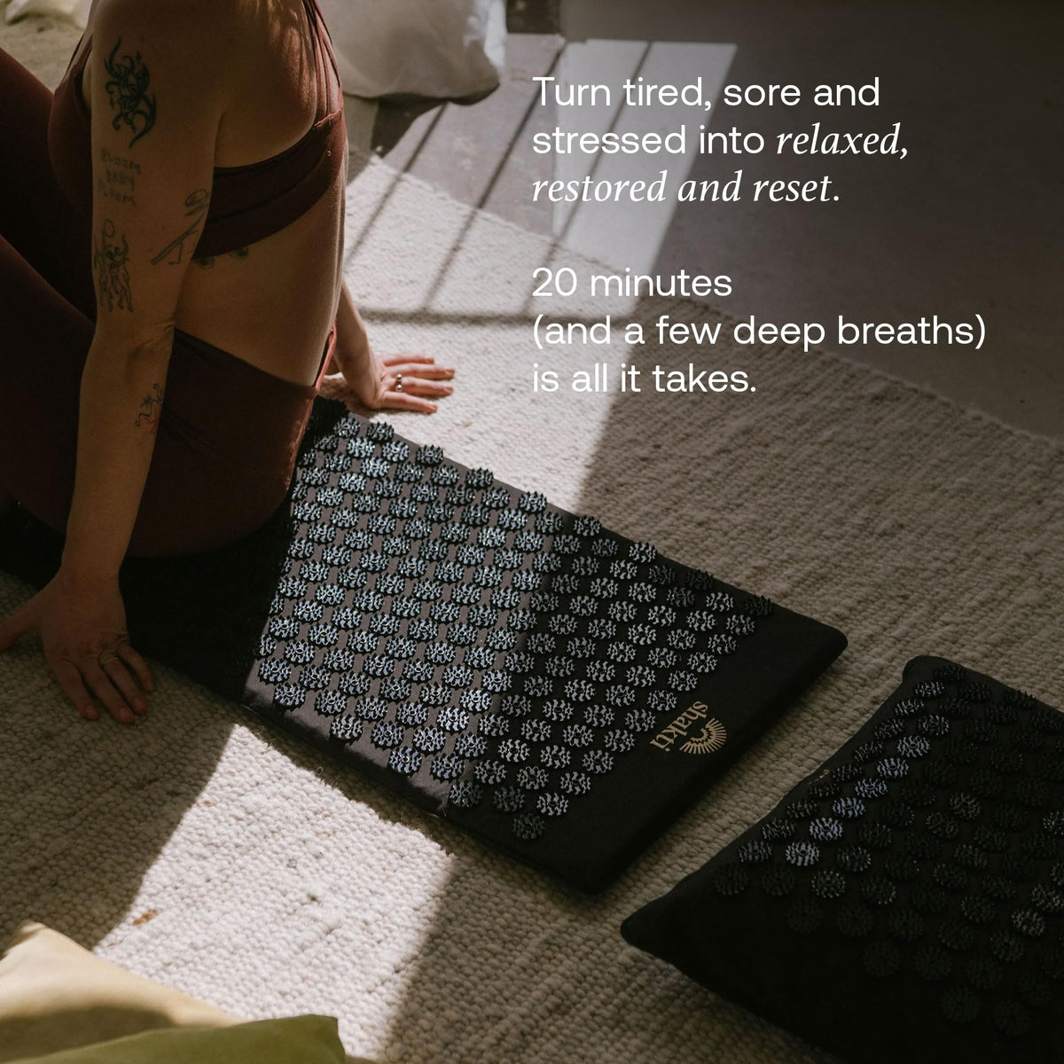 Acupressure Mat for Tension Release (Level 3 / Premium-black)