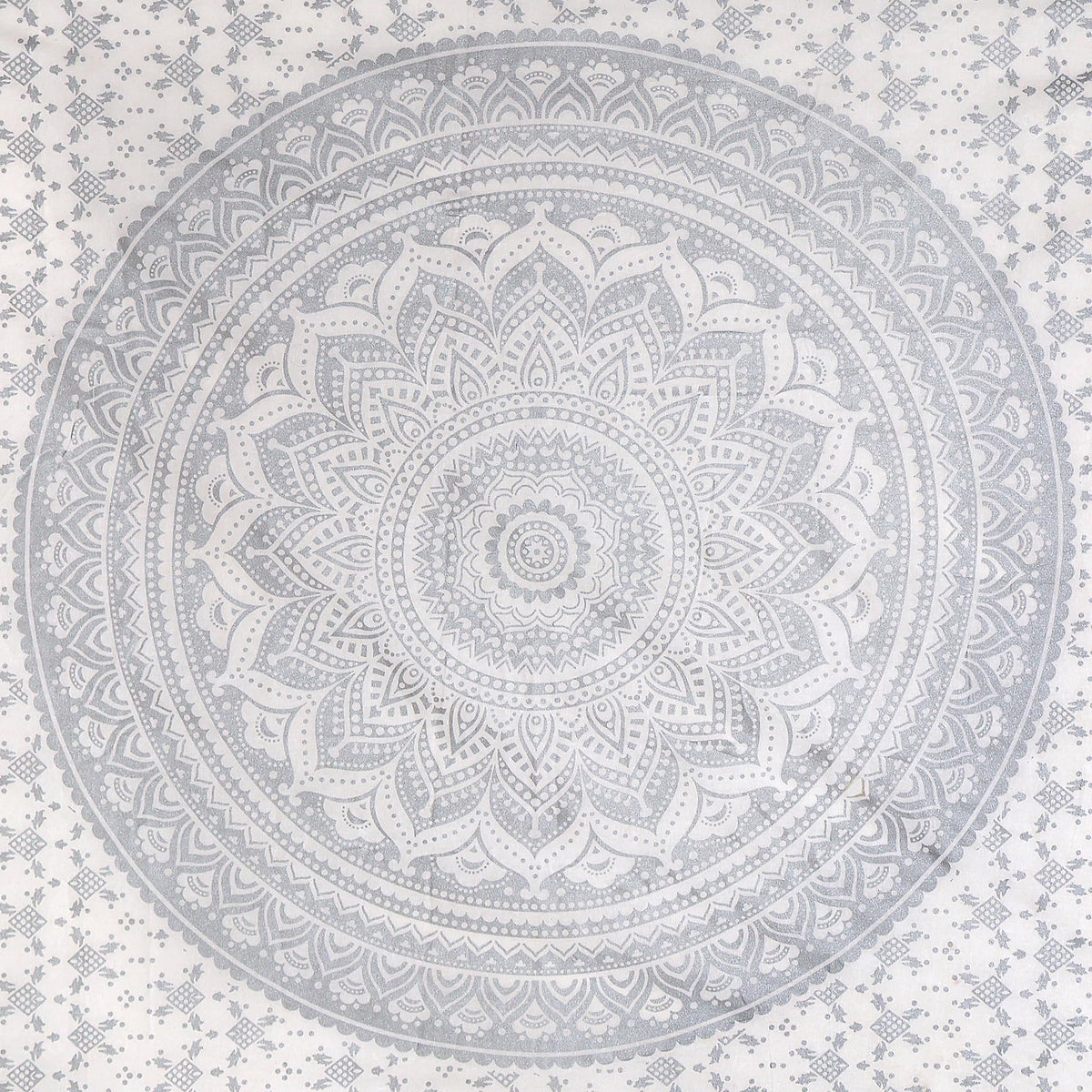 Hand Block Print Cotton Mandala Wall Tapestry (Silver / 60"L x 50"W)