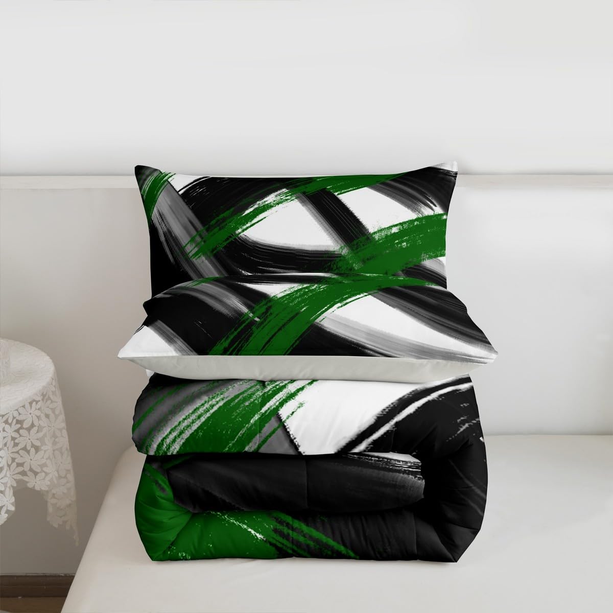 Black Green Comforter Set Toddler Size Abstract Geometric Bedding Set for Boys Girls Modern Minimalist Duvet Quilt Room Decor Breathable Soft Microfiber All Season 2Pcs with 1 Pillow Case (Multi 45686 / Toddler)