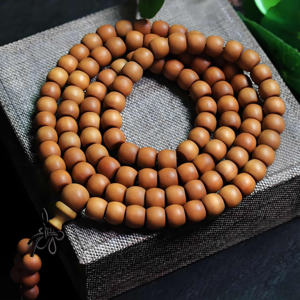 Unisex Teak Wood Prayer Beads Buddha Buddhist Bead Japa Mala Necklace Bracelet Bead (8mm x 10mm x 108 beads)