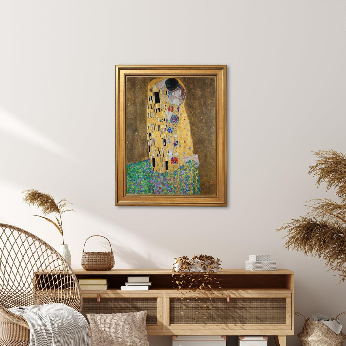 Gold Framed The kiss by Gustav Klimt Poster Romantic Symbolist Wall Art Classic Oil Painting Reproduction Canvas Prints 19th Century Nouveau Movement Famous Pictures Artwork Home Decor 16x24inch (16"L x 24"W / Kiss-Lovers)
