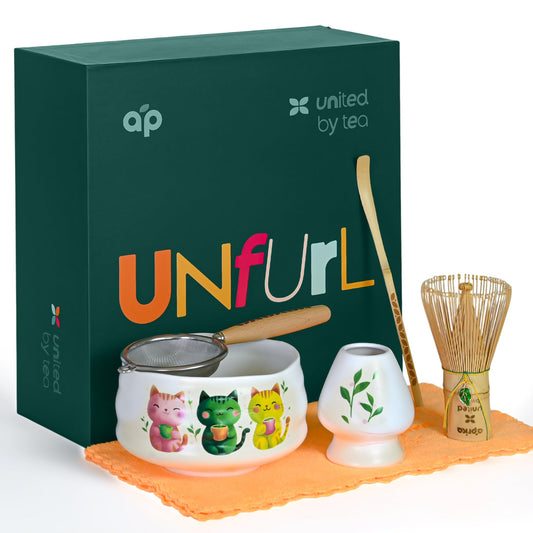 Aprika Life Matcha Whisk Set 6 Pcs (White with Cats)