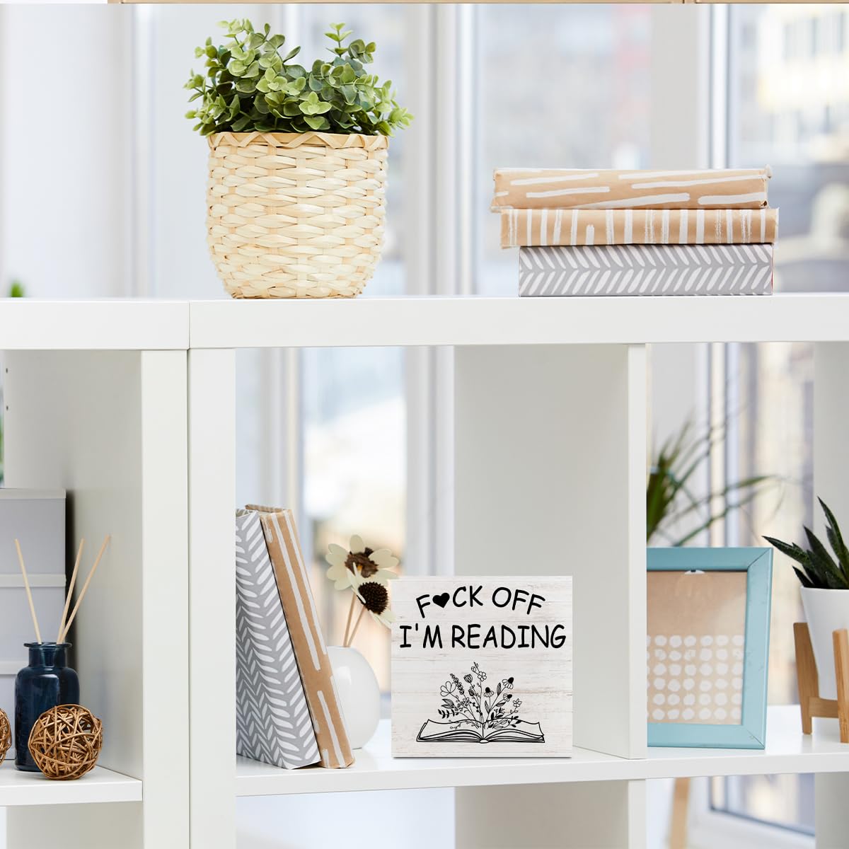 Book Lover Desk Decor Wood Box Sign (Reading)