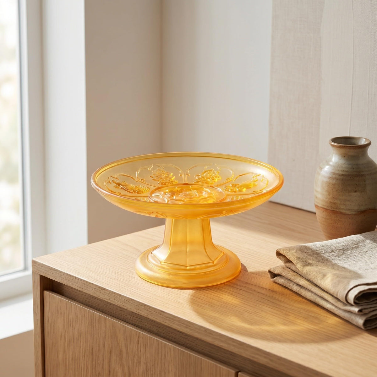 Buddhist Fruit Plate (18.00X18.00X9.00CM)