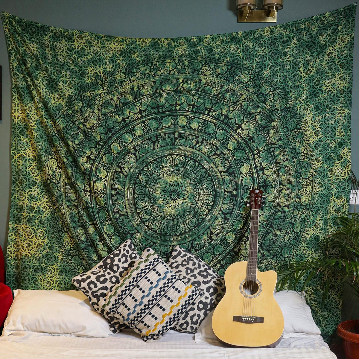 Cotton Mandala Tapestry (Green / 50"L x 60"W)