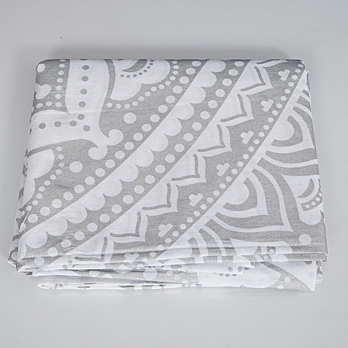 Hand Block Print Cotton Mandala Wall Tapestry (Silver / 60"L x 50"W)