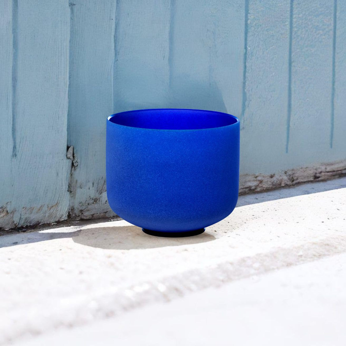 Crystal Singing Bowl 8 in Indigo A Note 432Hz with Carrying Case (Indigo A Note)