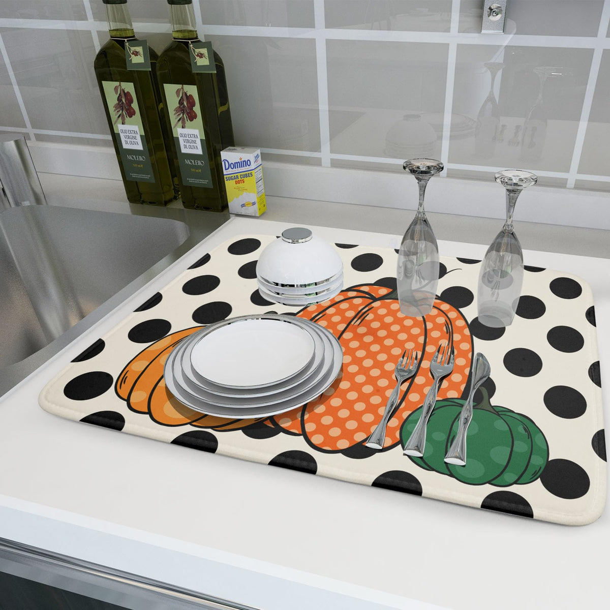 Autumn Pumpkin Dish Drying Mat for Kitchen Counter (Pumpkin and Black Dot230807 / 18" x 24")