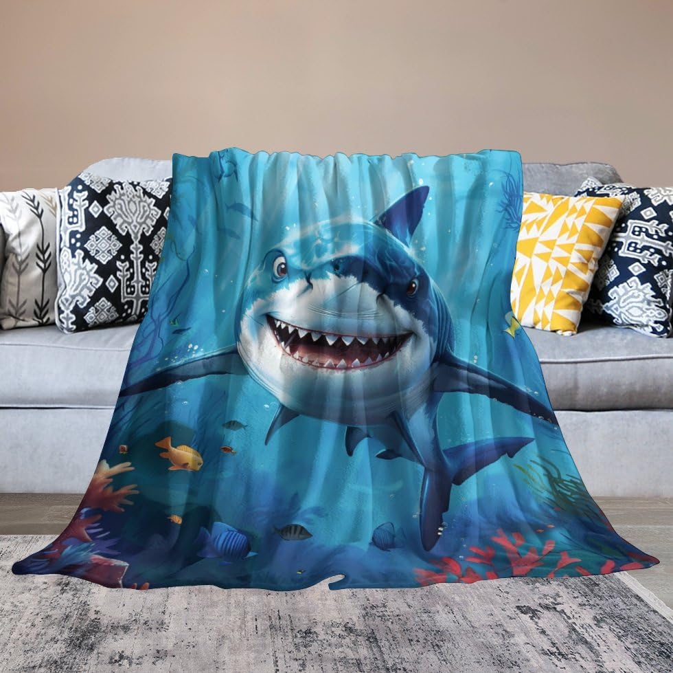 Ocean Shark Fleece Throw Blanket (40"x50" / Shark)