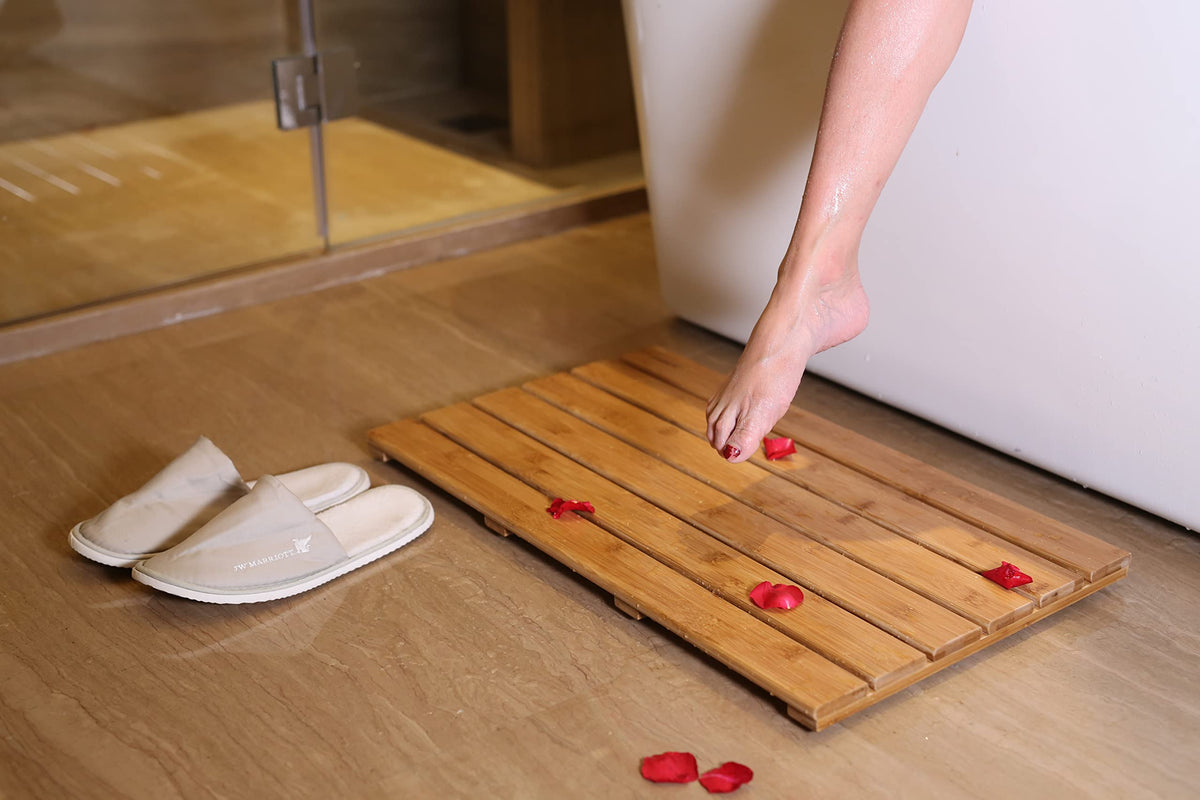 Bamboo Bath Mat (Natural / 26" x 15.8" (Rectangular))