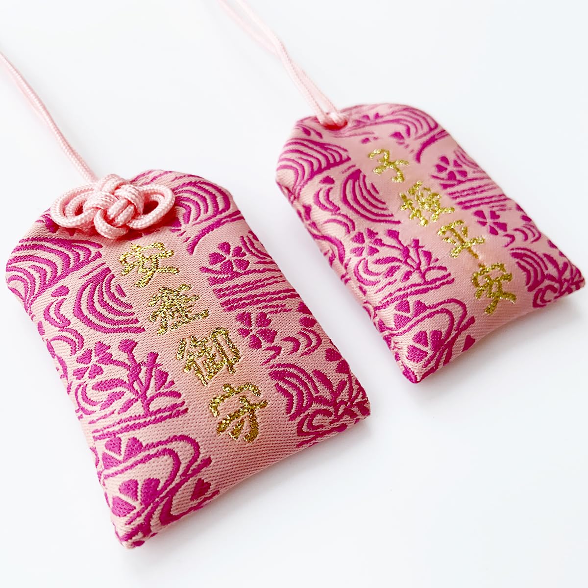 Handmade Traditional Japanese Omamori Blessing Lucky Amulet for Pregnancy Safety Hanging Fortune Bag Gifts for Women Men (Pink-pregnancy Safety)
