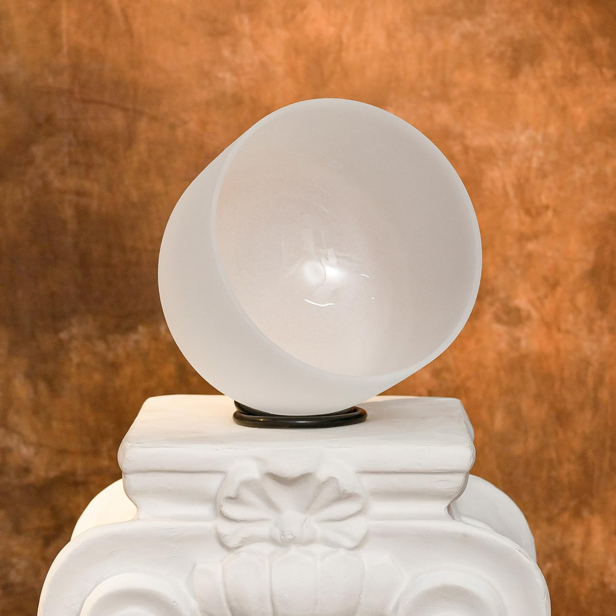 8 Inch G Note Throat Chakra Frosted Quartz Crystal Singing Bowl with Heavy Duty Bag for Yoga Sound Musical Instrument Random Frequency (8" G Note White / 8 Inch)