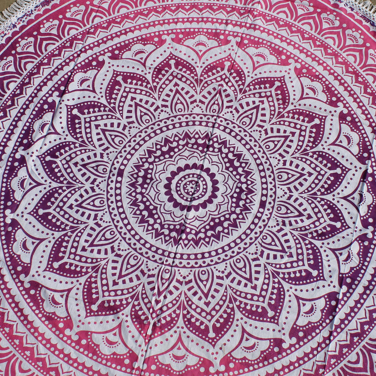 Round Beach Tapestry Turquoise Mandala Throw (5'10" (Round) / Pink and White)