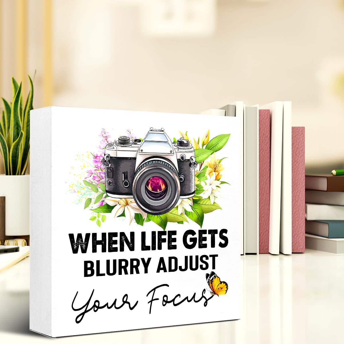 Reflective Focus Wooden Box Sign Motivational Decor V551 (when life gets)