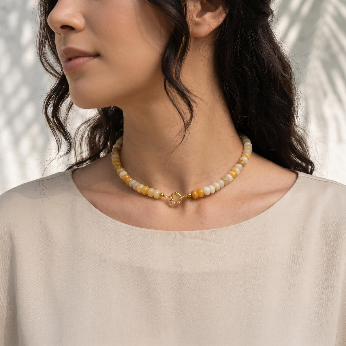 Yellow Natural Stone Beaded Choker Necklace for Women (Apricot-yellow)