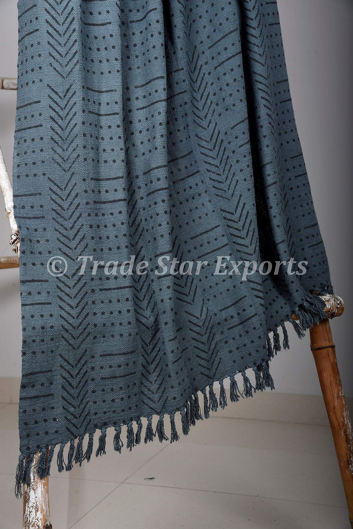 Handmad Mud Cloth Print Throw 100% Cotton Soft Tassel Blanket Handloomed Housewarming Gift Ethnic Block Printed Sofa Throws Blanket (Grey Black / Snow (120 x 170 Cms))