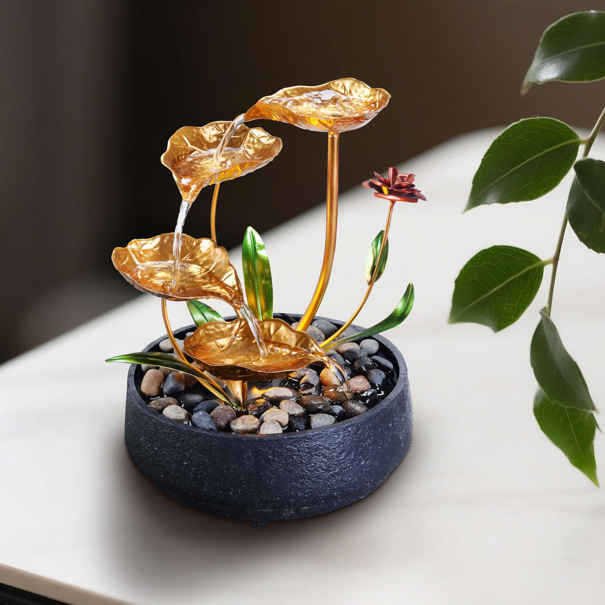 Tabletop Water Fountain Metal Lotus Circulating Fountain (Antique Gold)