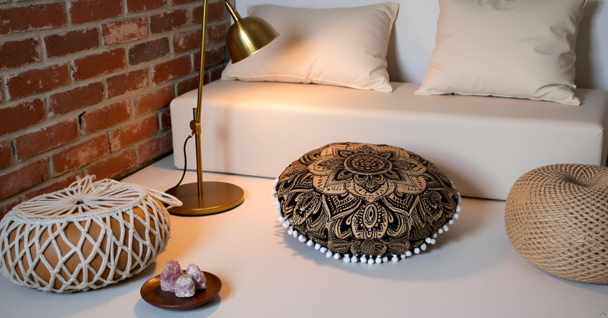 32" in Round Mandala Floor Pillow Cushion Cover Seating Throw Cover Hippie Decorative Bohemian Ottoman Poufs Pillow Cover Cases Boho Cotton Living Yoga Home Décor Room (Black Gold Flower)