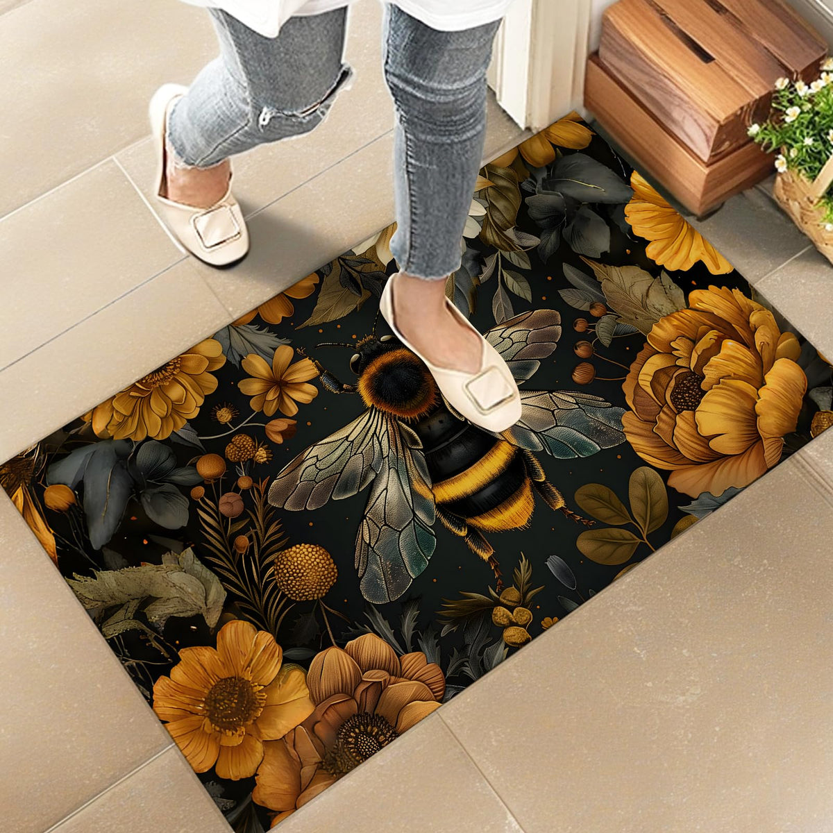Retro Golden Bee Indoor Door Mat (Bee)