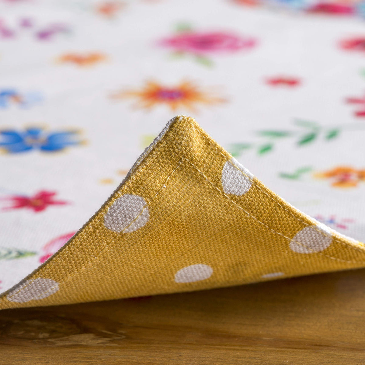 Placemats Set of 4 Reusable 100% Cotton (136 - Happy Florals - Sweety / 13" X 19" (Pack of 4))