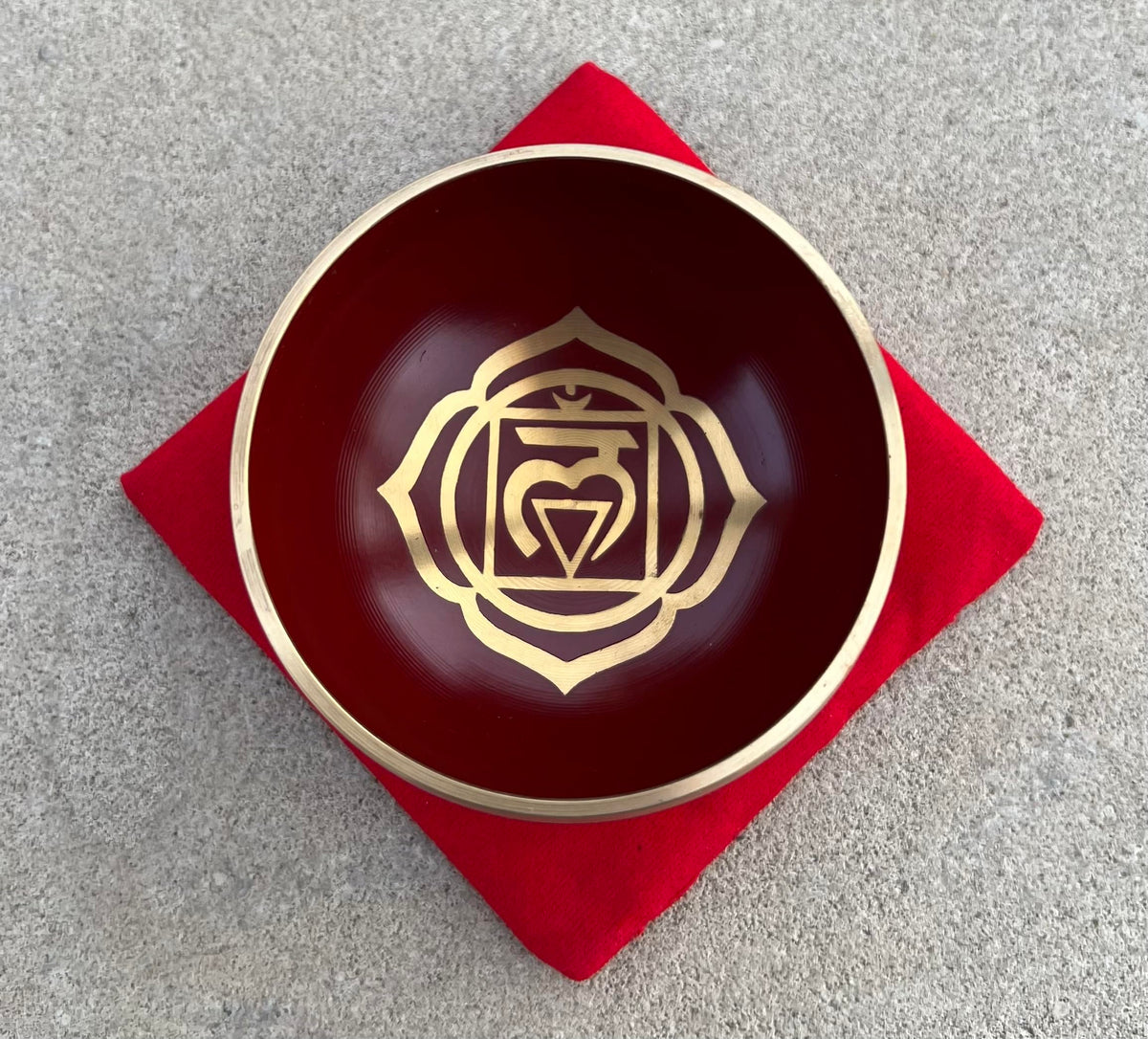 Tibetan Root Chakra Premium Palm Size Singing Bowl Gift Box Set (Red)