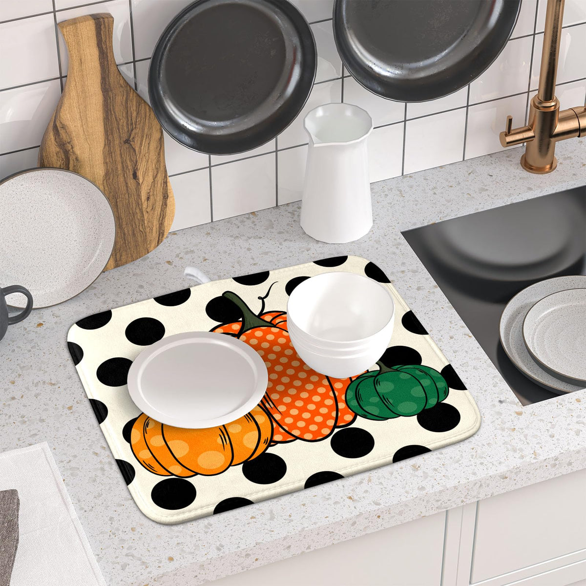 Autumn Pumpkin Dish Drying Mat for Kitchen Counter (Pumpkin and Black Dot230807 / 16" x 18")
