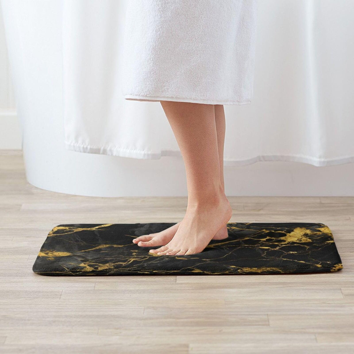 Black Gold Marble Surface Bath Mat Non (1'8" x 2'8" (Rectangular) / Black Gold Marble Texture)