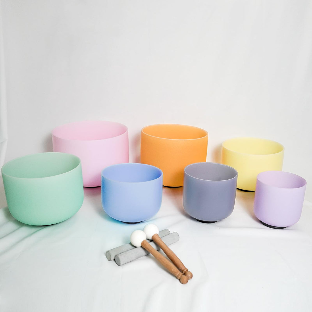 432hz Crystal Singing Bowl Set of 7pcs Quartz Bowl for Meditation (6-12 Inch 432hz Light Color 7pcs)