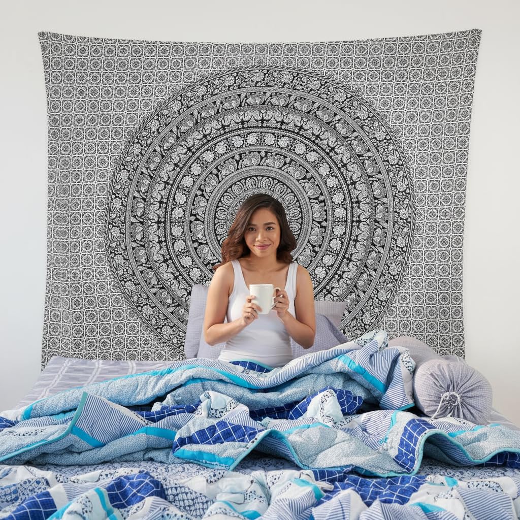 Cotton Mandala Tapestry (Black and White / 84"L x 90"W)