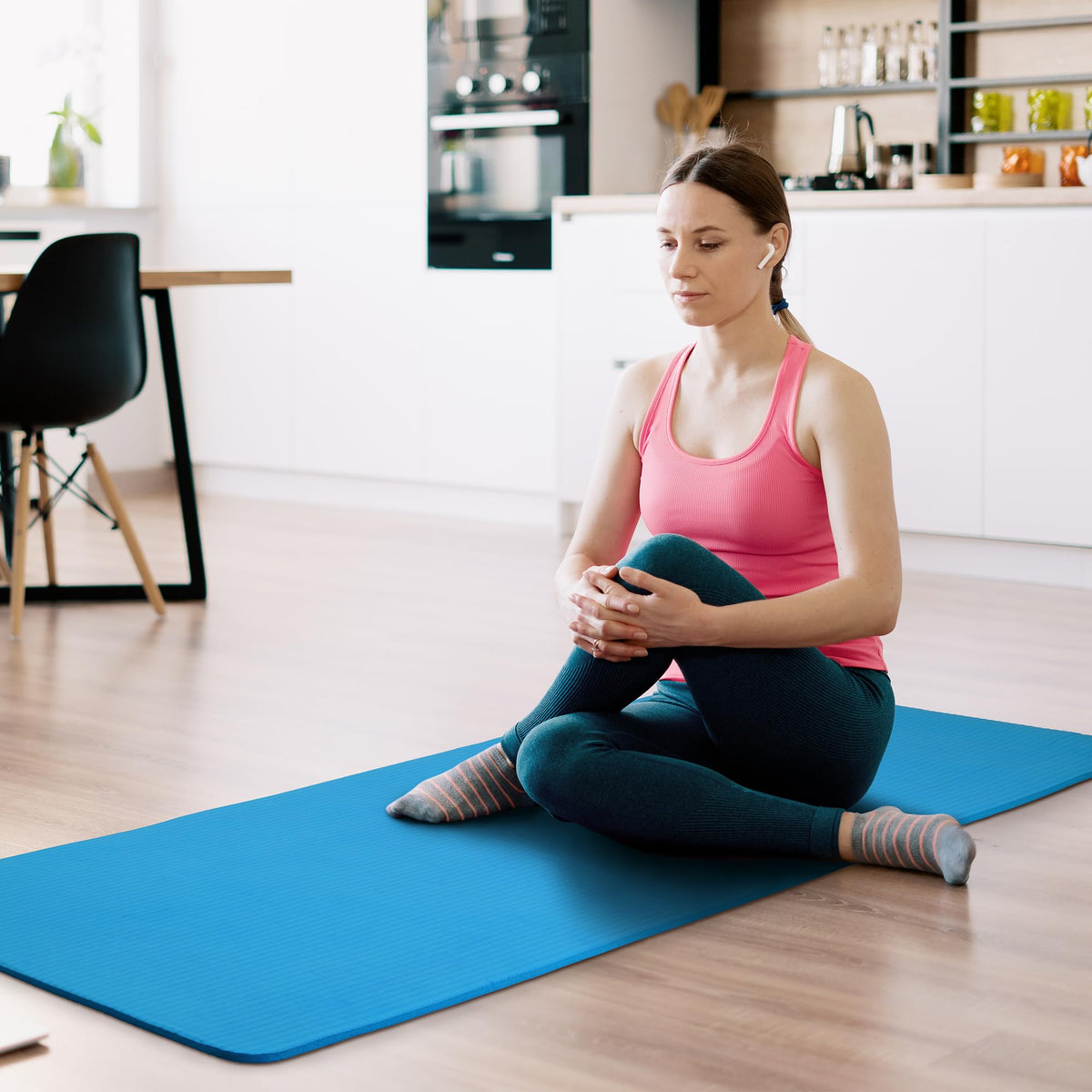 1/2-inch Thick High Density Exercise Yoga Mat with Carrying Strap (Blue)