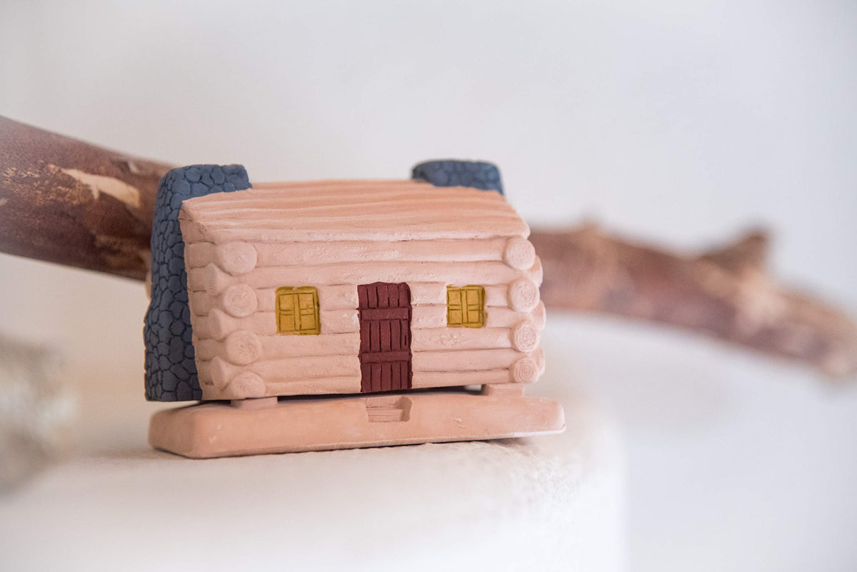 Log Cabin Natural Wood Incense Burner (Log Cabin)