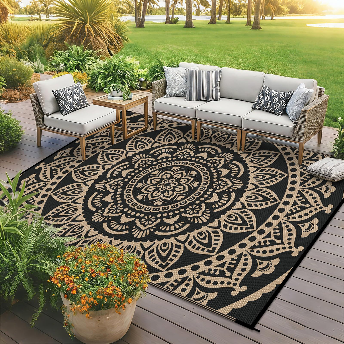 Waterproof Outdoor Rug (Flower Black Gold / 5 x 8 Feet)