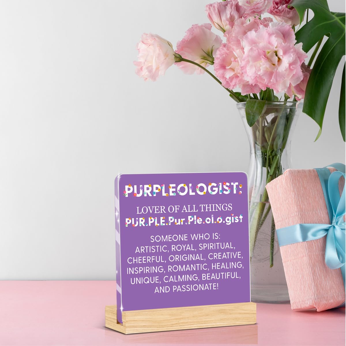 Purple Inspirational Gifts for Women Men (Purpleologist: Lover Of All Things Purple. Pur.Ple.O.Lo.Gist)