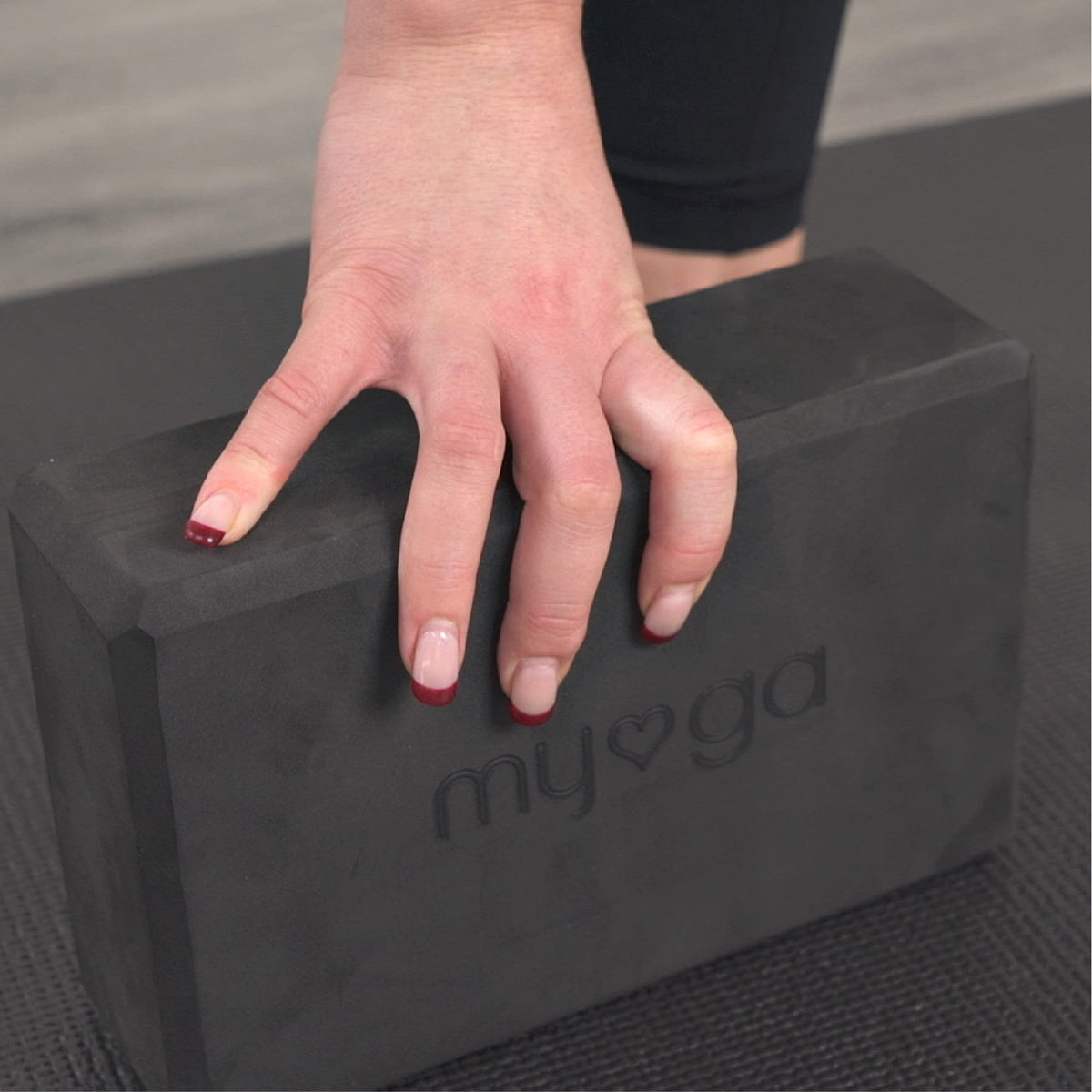 Yoga Block Lightweight EVA Foam Yoga Brick (Black / One Size)