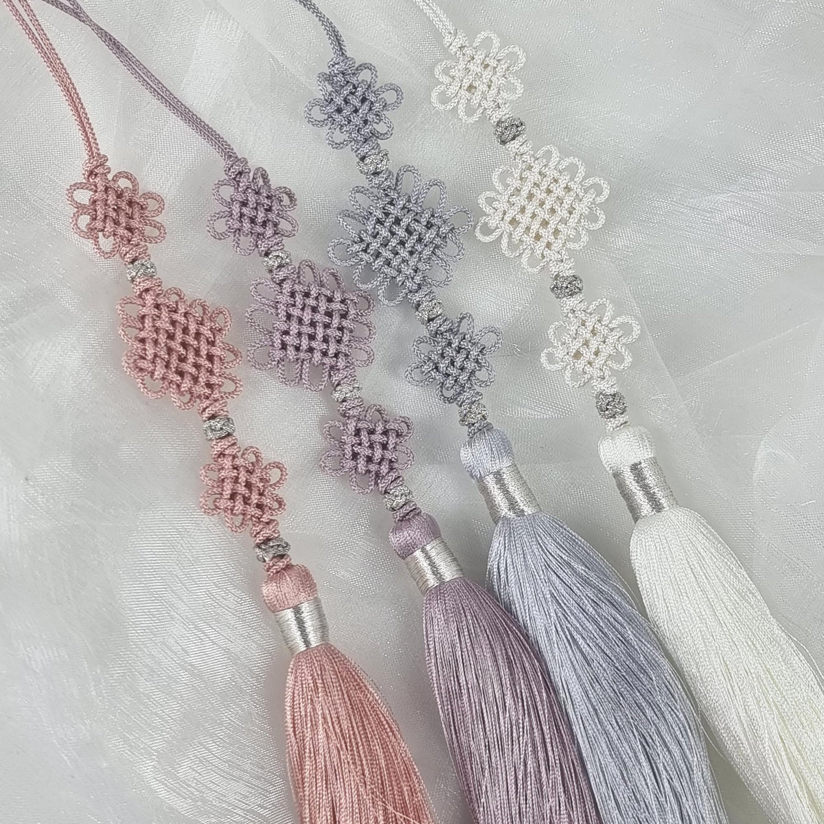 Three Knot Korean Norigae (Blue)