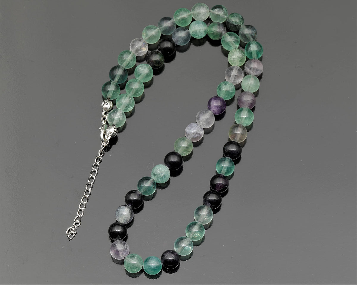Natural Fluorite Beaded Choker Necklace (Fluorite / 16 Inches)