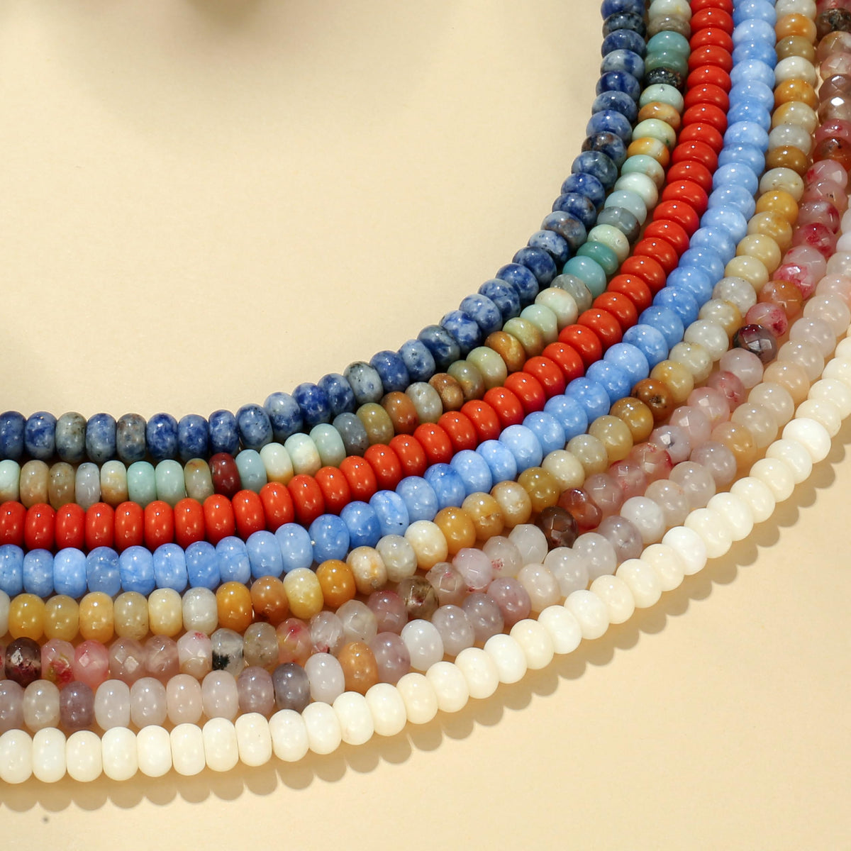 Yellow Natural Stone Beaded Choker Necklace for Women (Apricot-yellow)